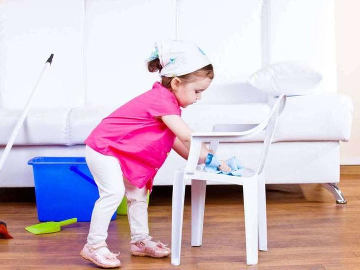 На что обратить внимание во время уборки в детской комнате